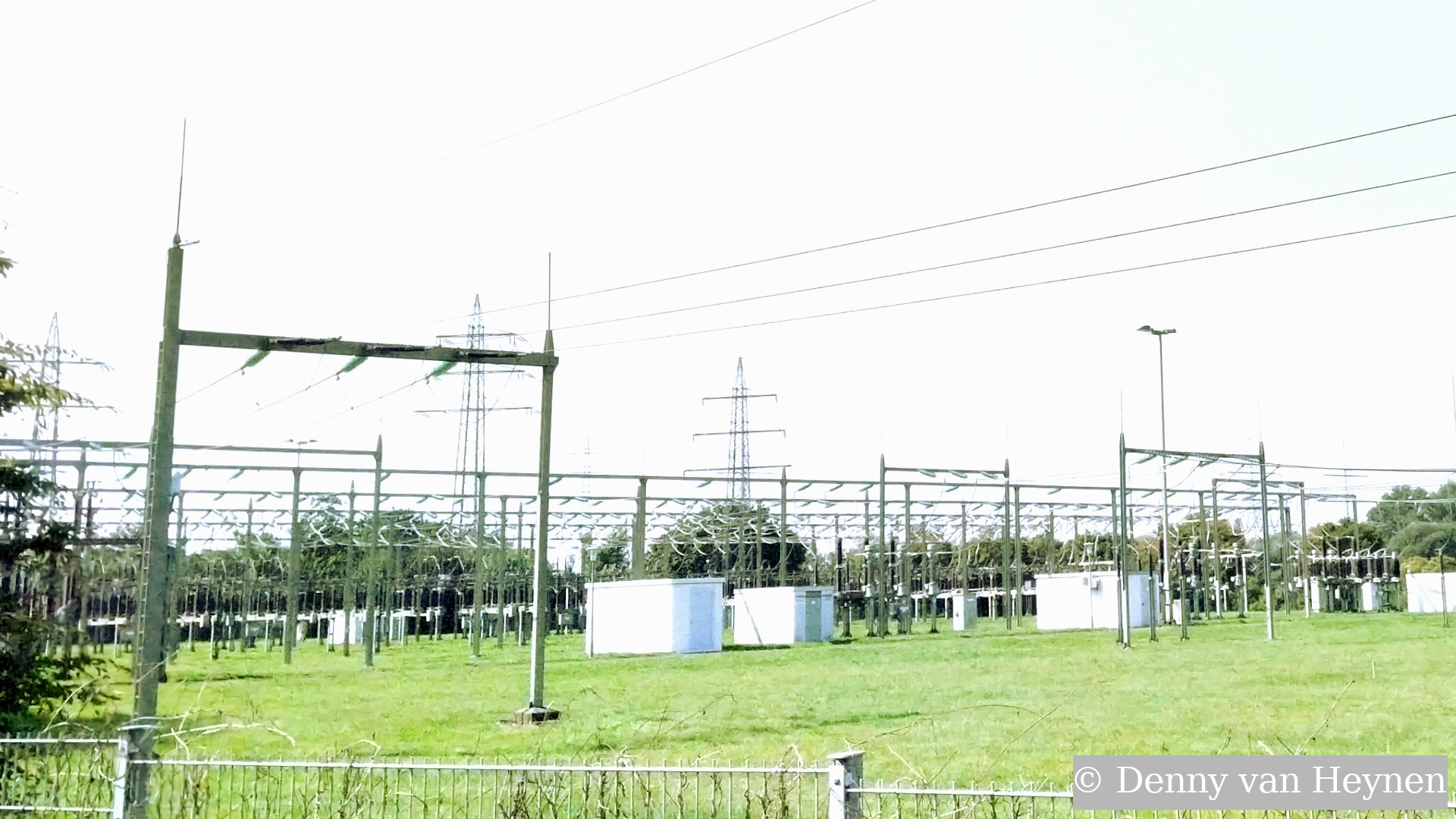 An diesem E - Werk kam mir die Idee zur Geschichte "Strom ist gefährlich".